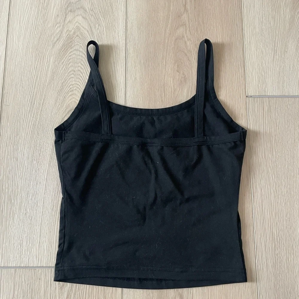 💫 black basic tank top - Picture 2 of 4